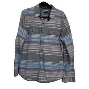 Modern amusement men’s button up flannel large